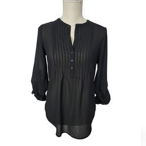 Old Navy Black Crepe Crinkle Sheer Split V Neck Pullover Blouse  XS
